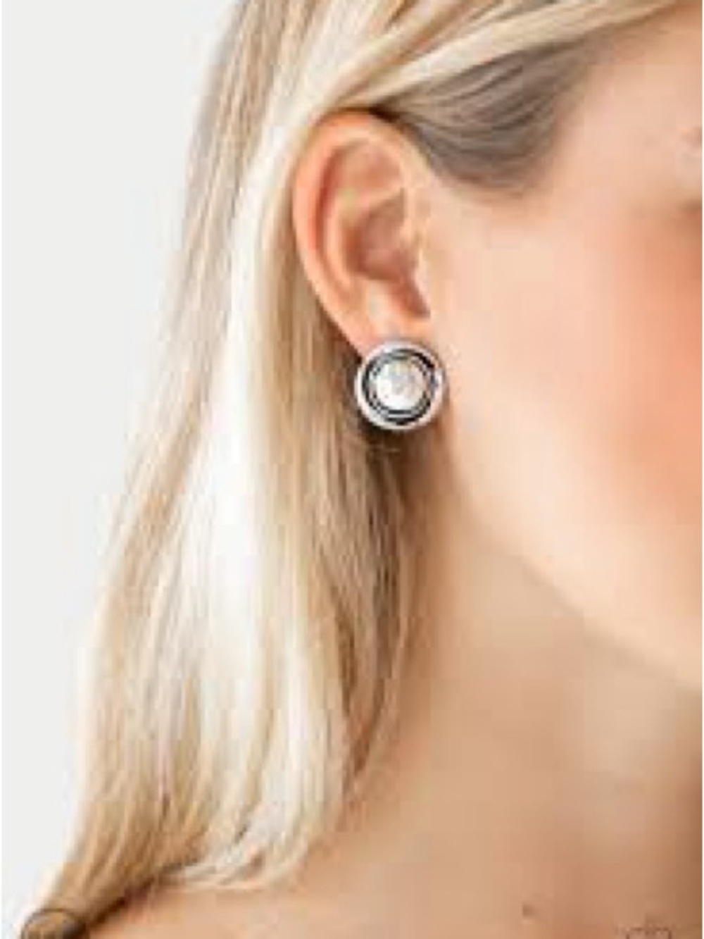 A Finishing Touch Out Of This Galaxy - Silver Clip-On